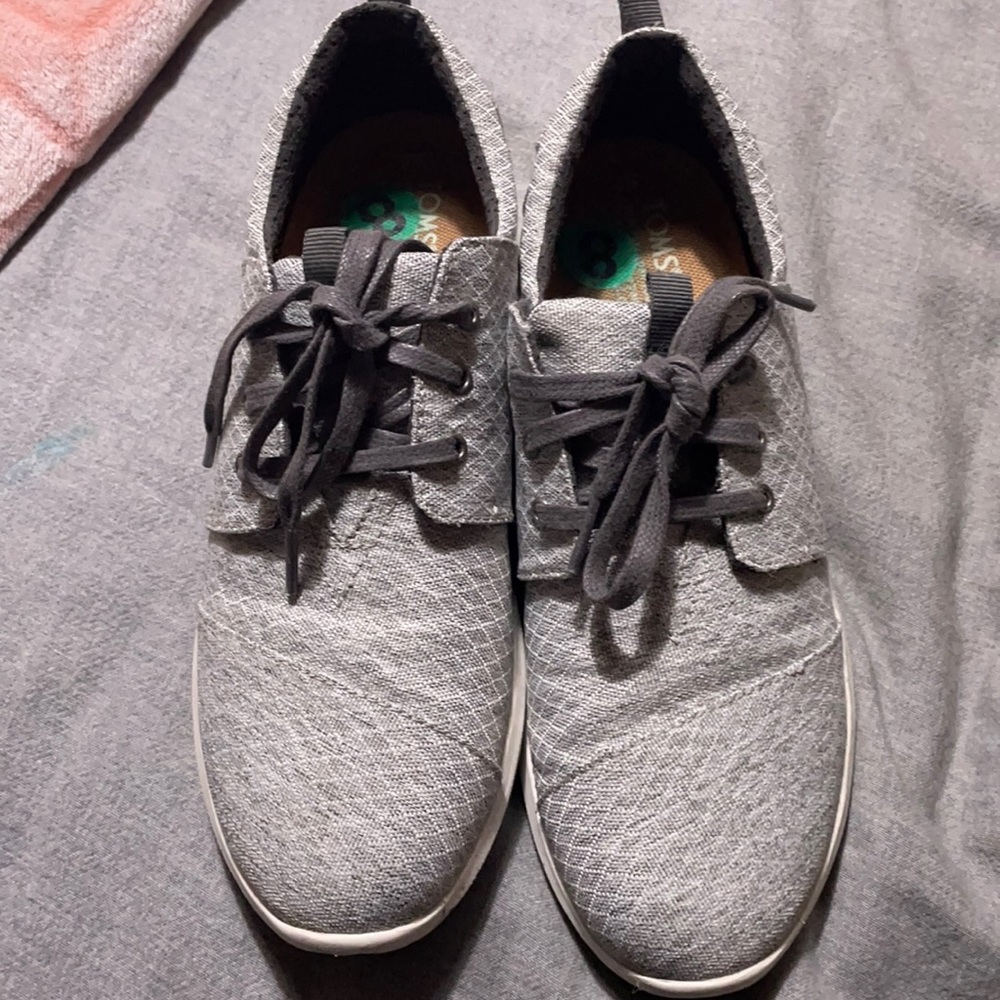Tom’s Del Rey like new